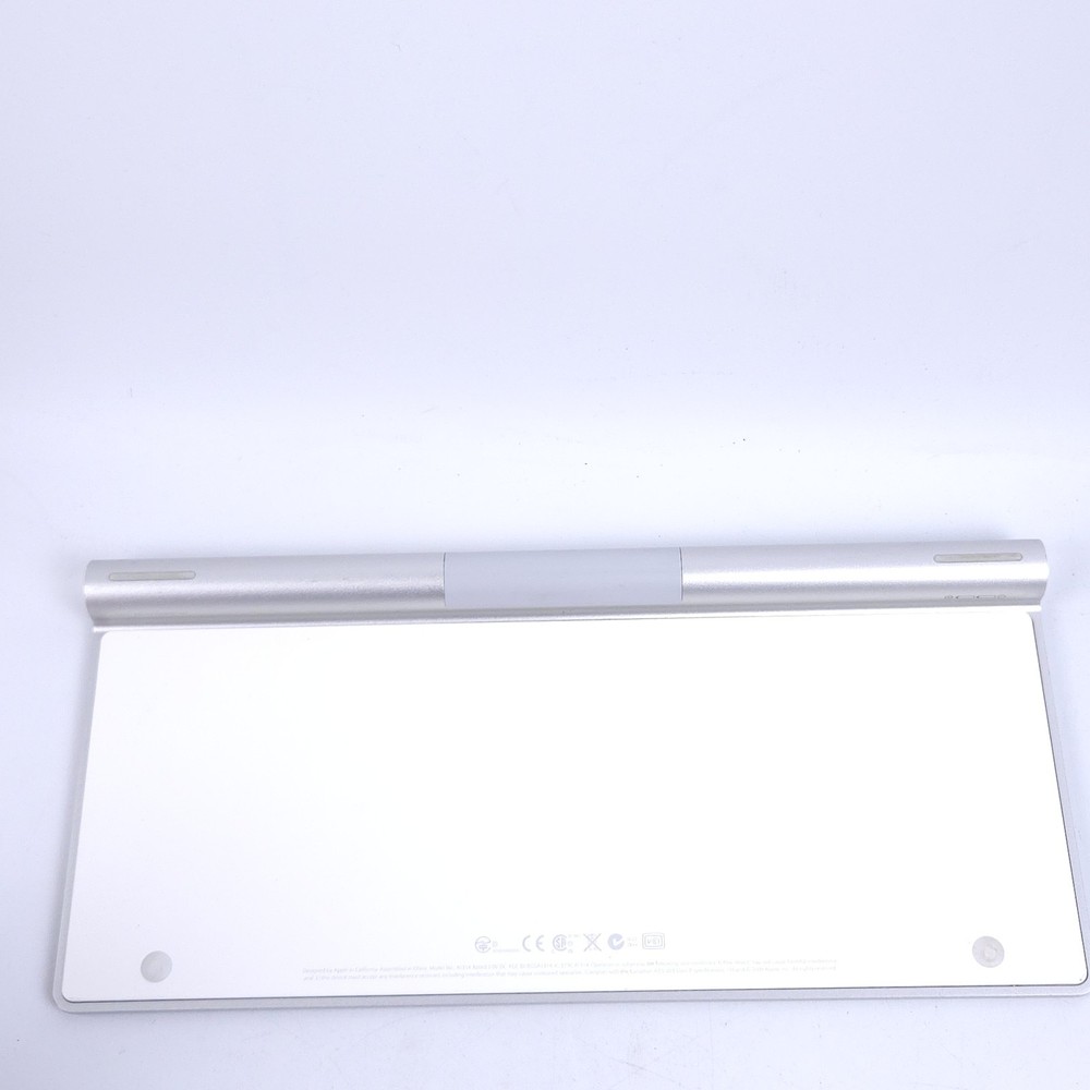 Apple Wireless Keyboard Model No. A1314 Works Great