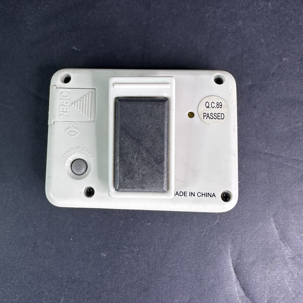 PAMPERED CHEF Digital Clock Timer With Magnetic Clip #1900