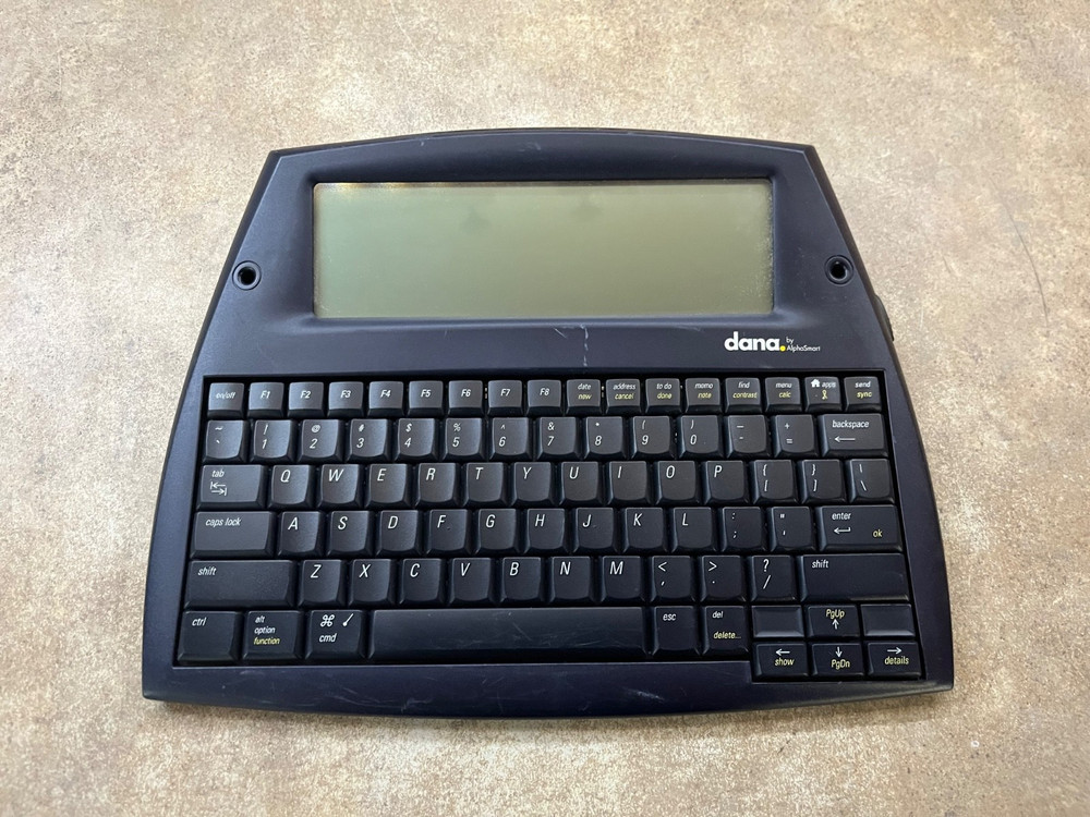Dana by AlphaSmart Digital Typewriter Word Processor-NO STYLUS-NO POWER CABLE