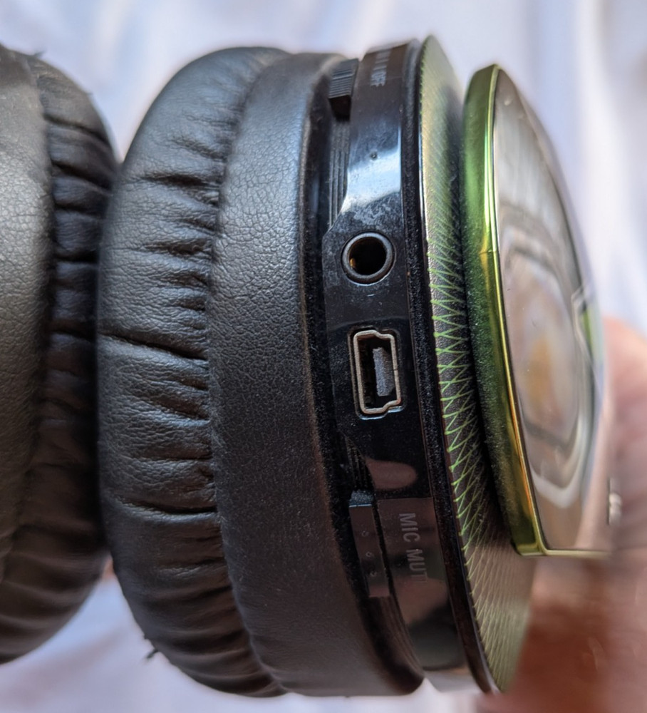 Grand Theft Auto V Pulse Elite Edition wireless headset