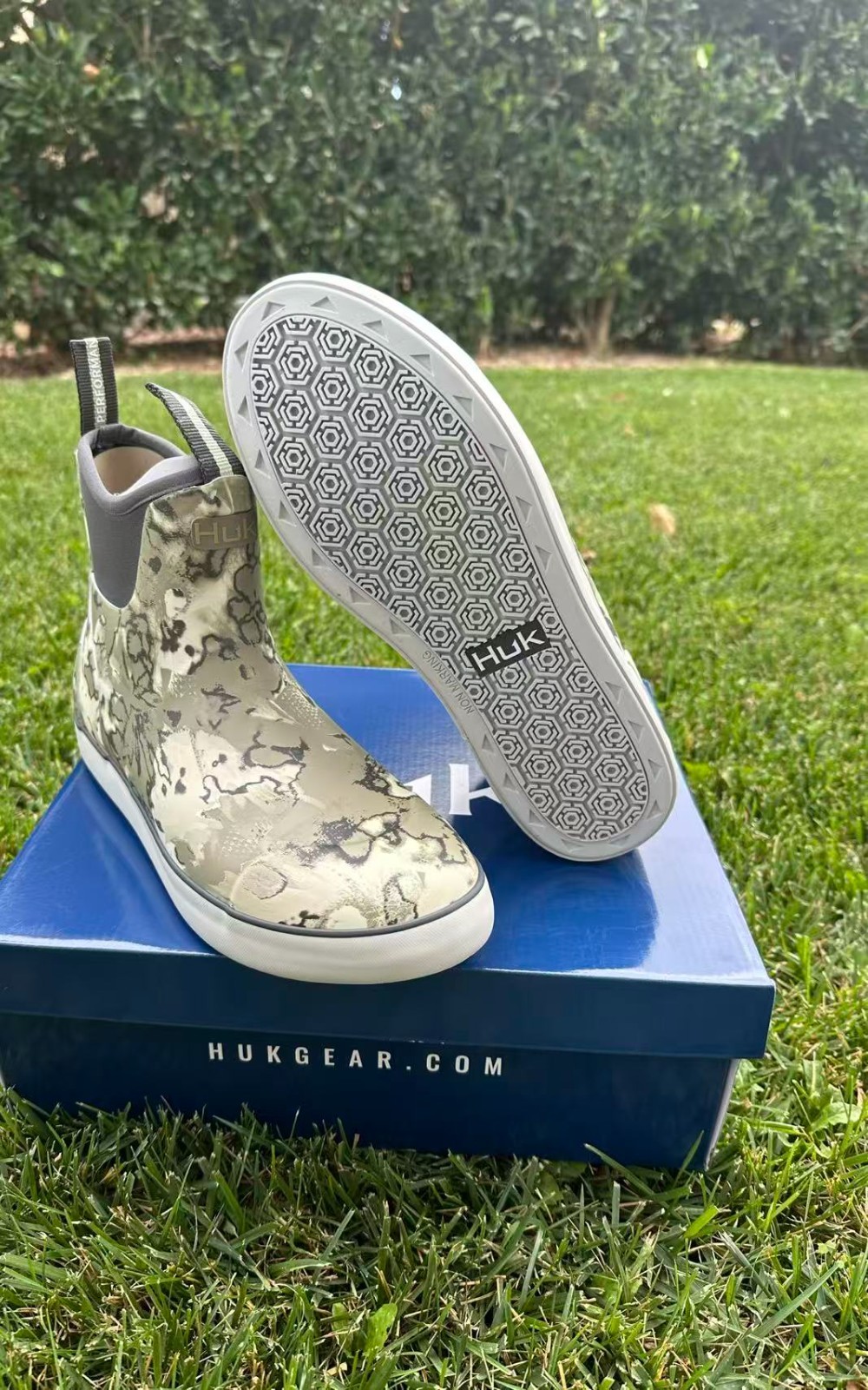 HUK Mens Rogue Wave Shoes High Performance Fishing Deck Boots Rain Boots