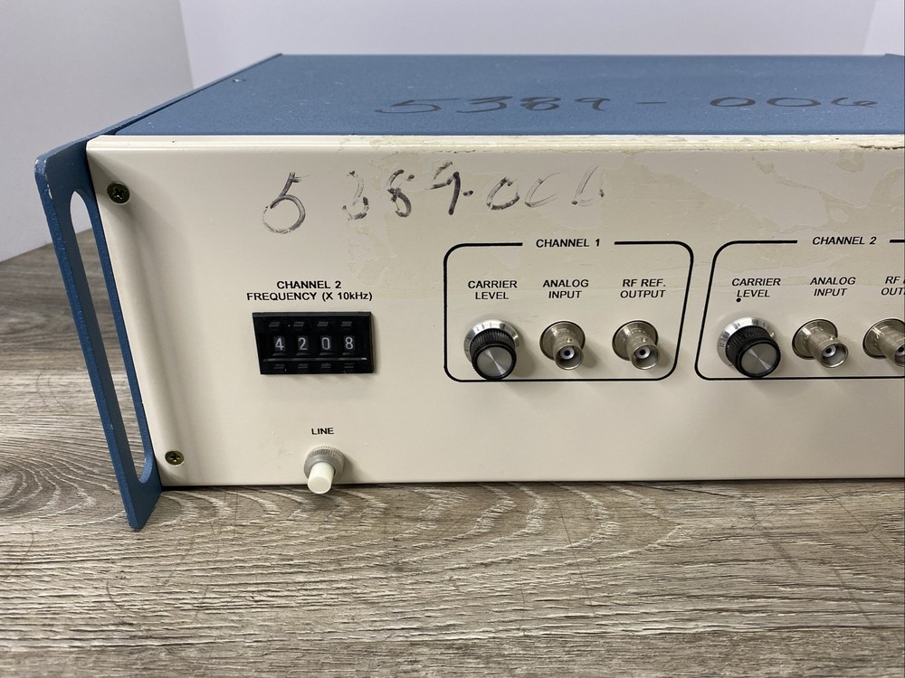 IntraAction DFE-404A4 Model DFE Dual Channel Frequency Synthesizer *Tested Read*