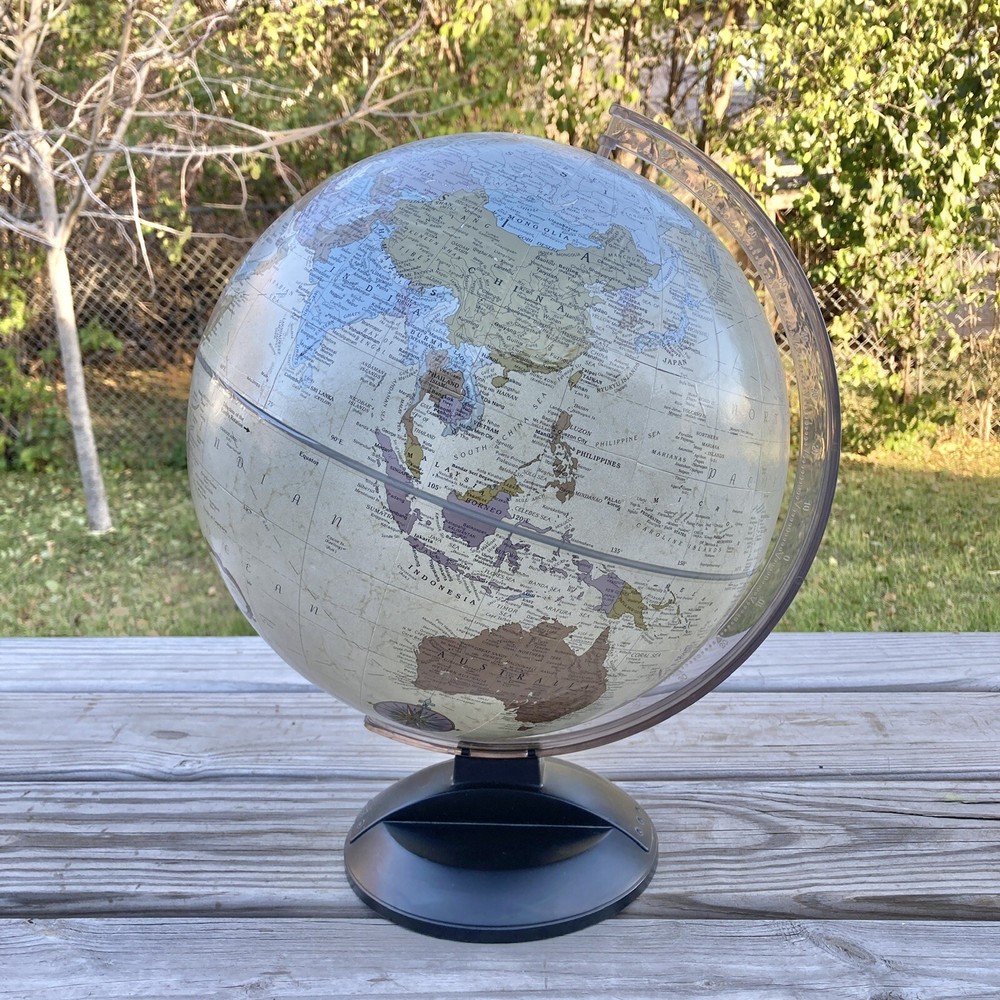 Vintage Replogle 12 Inch Diameter Globe Platinum Classic Series