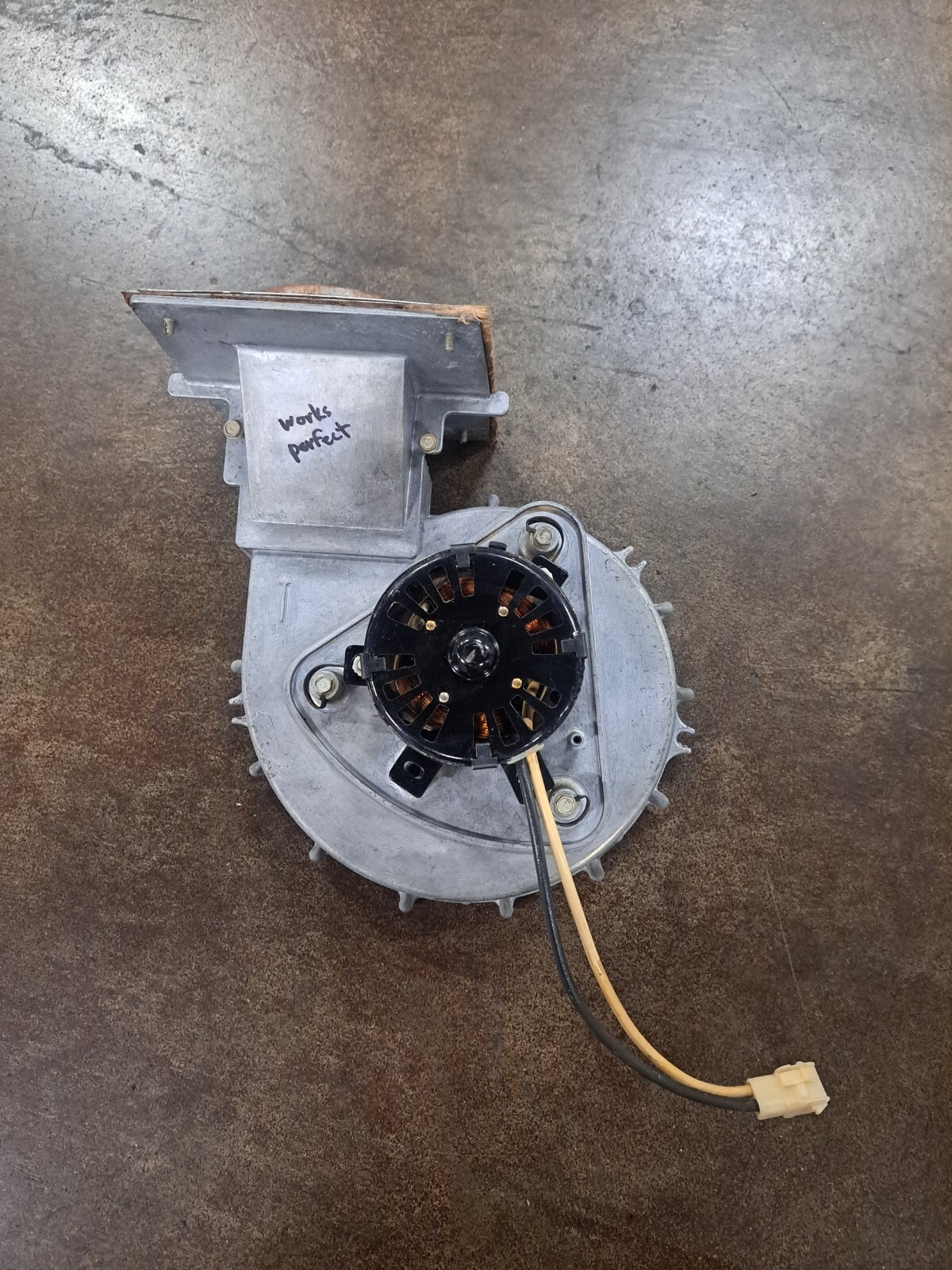 FASCO 7121-8774 LENNOX 25J1201 used 3200 rpm inducer **$7.95 SHIPPING**
