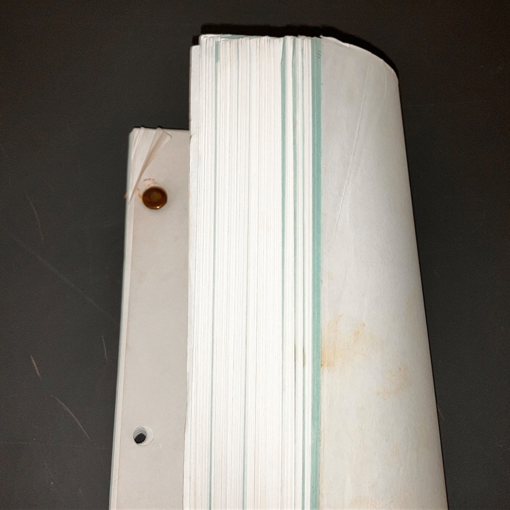 ON EDGE (6/1/99) Plus-Size Skating Comedy - Blue Revised Shooting Script + COA