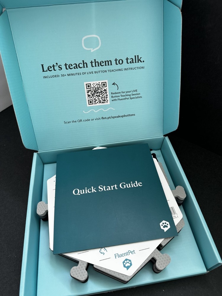 FluentPet Get Started Kit – 6 Buttons + 3 Tiles – Used in Excellent condition