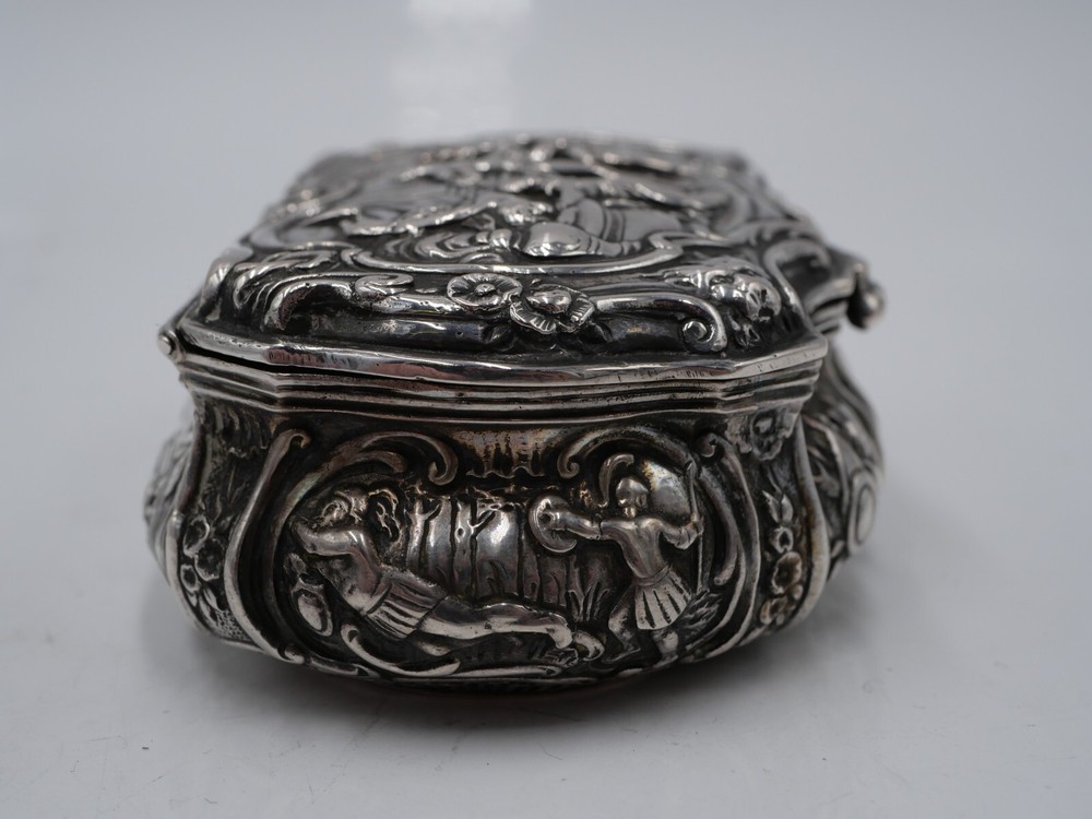 RARE 19TH CENTURY ANTIQUE SCENES SOLID SILVER VERMEIL POLYLOBEE BOX