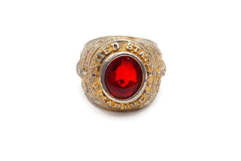 Vintage WWII United States Marines Ring Silver Tone Red Glass Stone Size 9.75