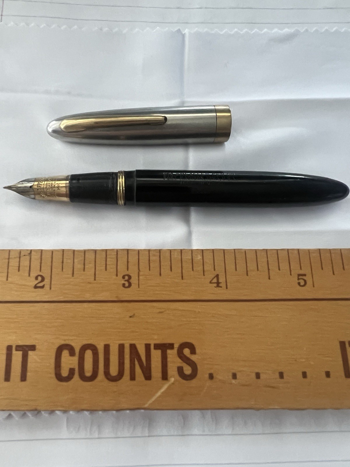 Vintage W.A. Sheaffer Pen Co. Black Fountain Pen W/ 14k Gold Nib Lifetime