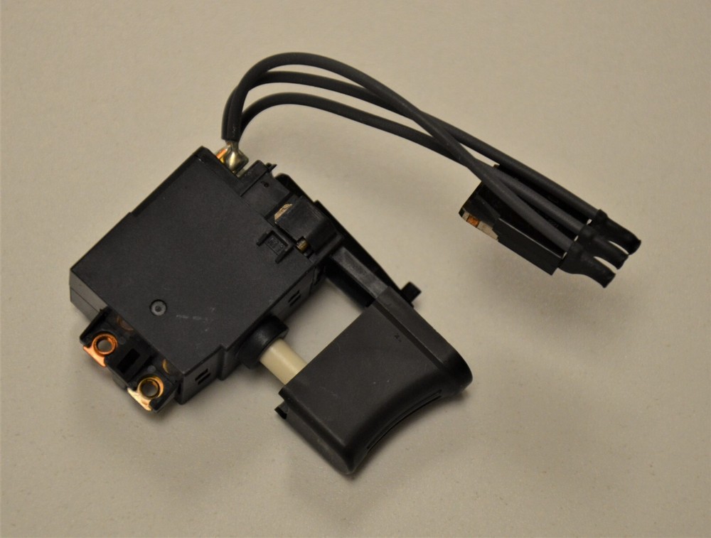 MAKITA - REPLACEMENT 651939-6 SWITCH - NOS