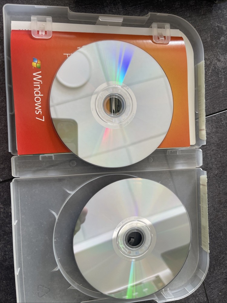 Windows 7 Ultimate (64 Bit And 32 Bit )