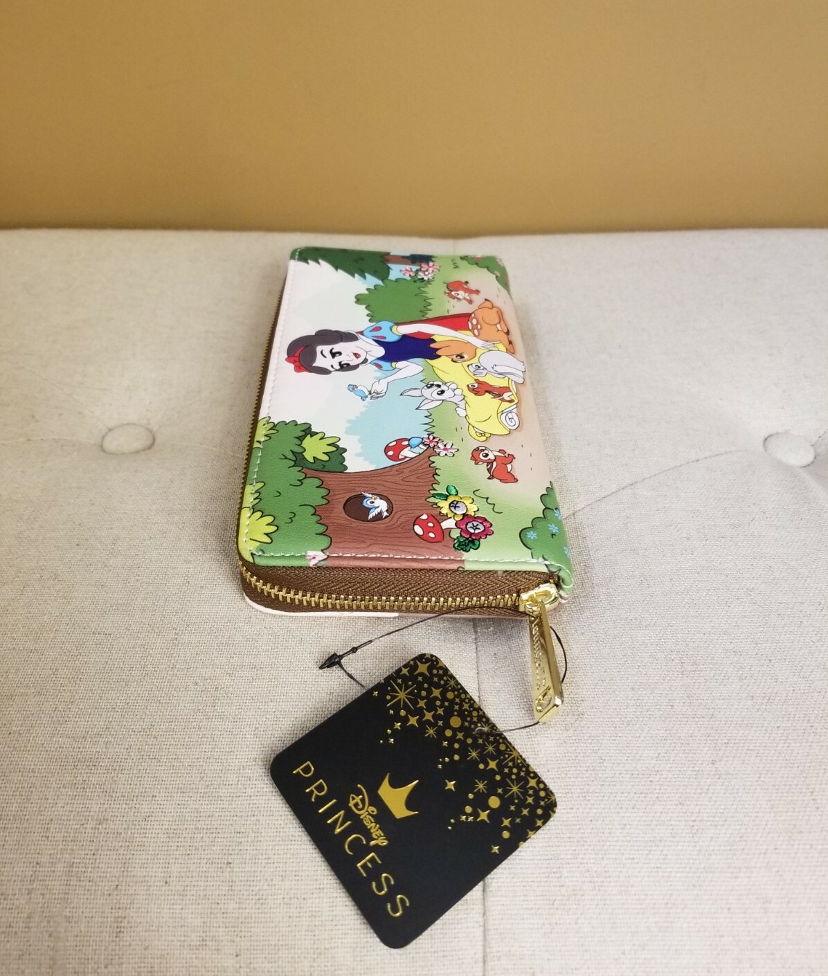 Loungefly Disney Princess Snow White & The Seven Dwarfs Wallet zip around NEW