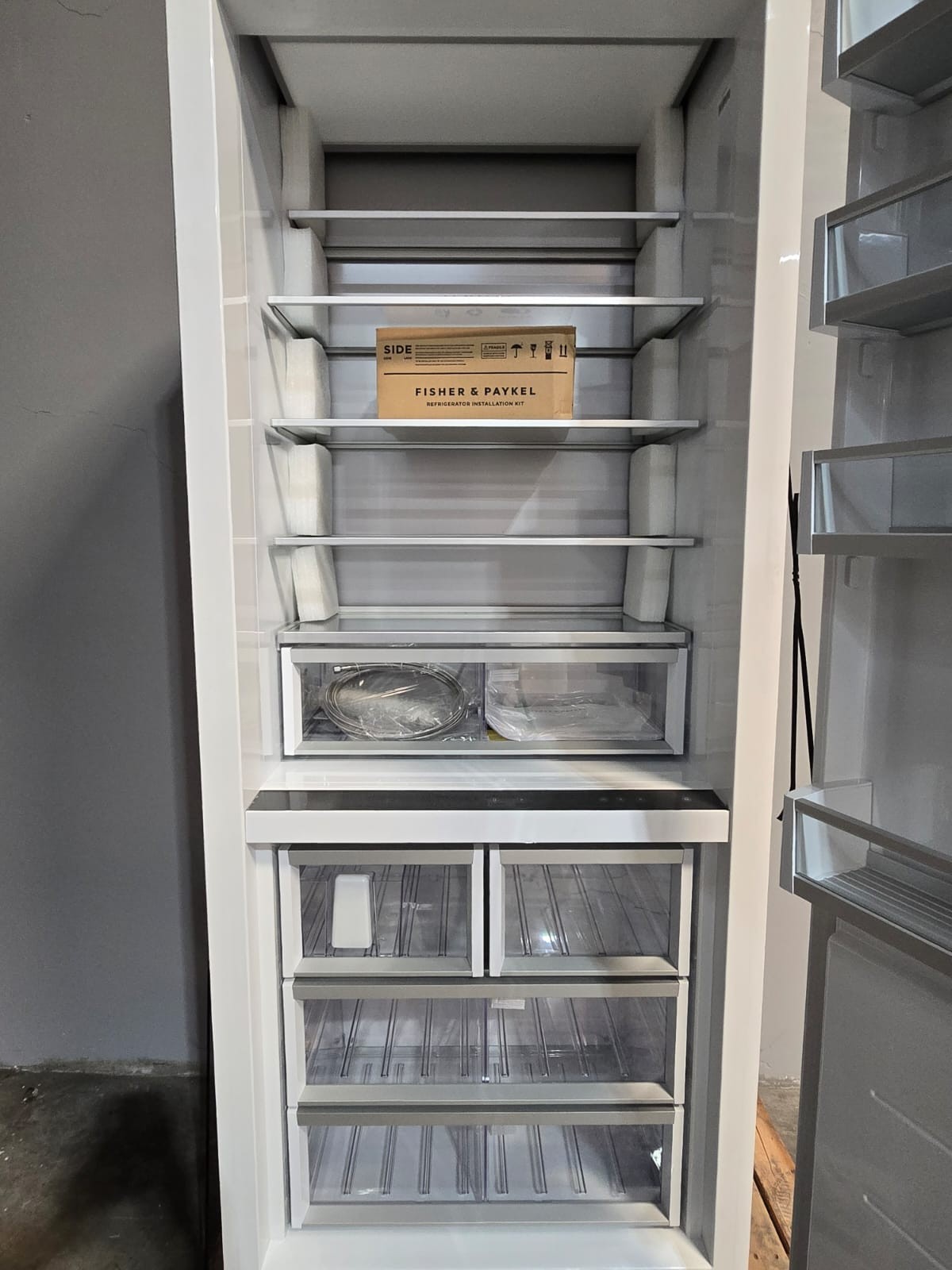 Fisher & Paykel Series 9 RS3084FRJ1 30" Panel Ready Freezer Column Right Hinge