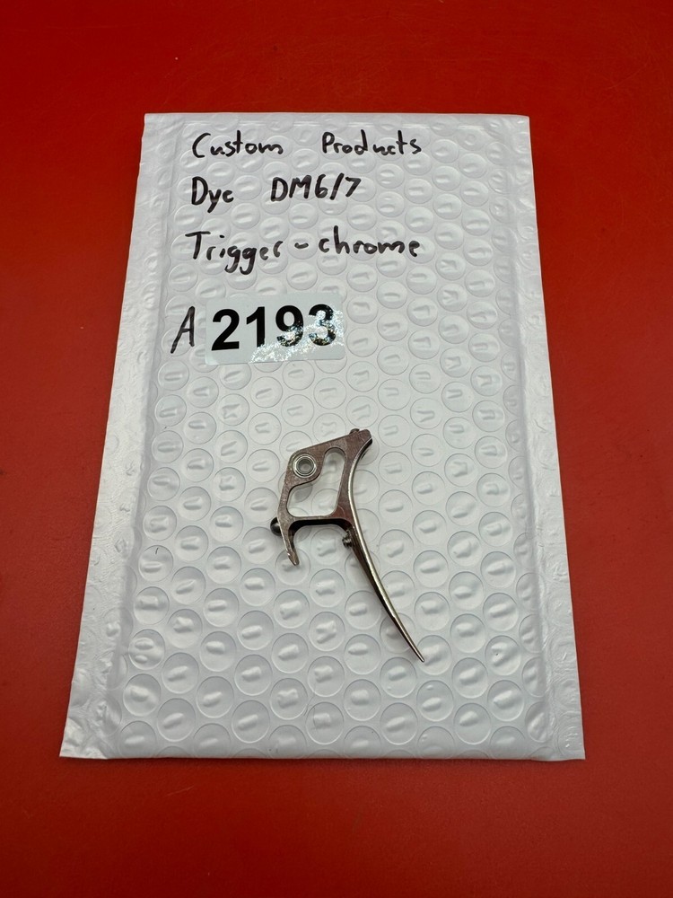 Custom products Dye DM6/7 Trigger-Chrome