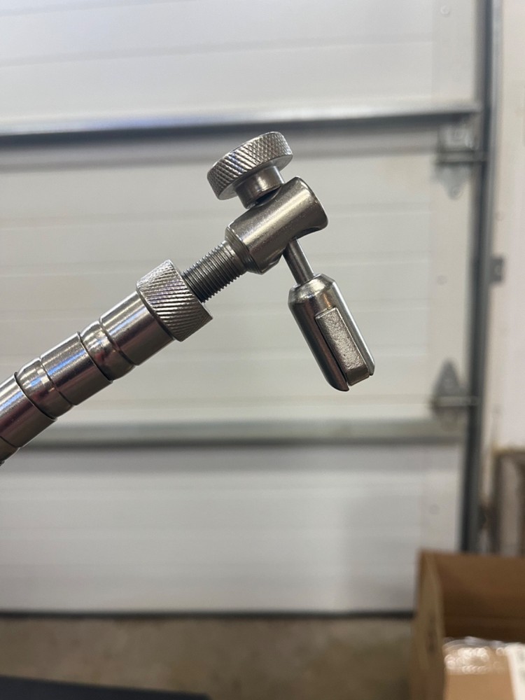 westward magnetic base for dial indicator