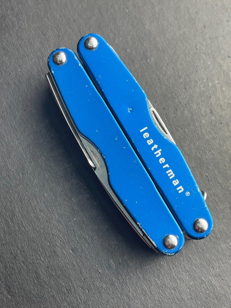 Leatherman Juice CS4 Multi Tool - Various Colors