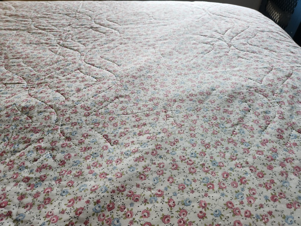 Vtg Springmaid Bedspread Quilted Comforter Rounded Single Double Fabric Material