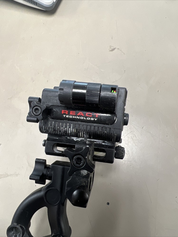 Trophy ridge React 5 Pin Bow Sight! Free Shipping!