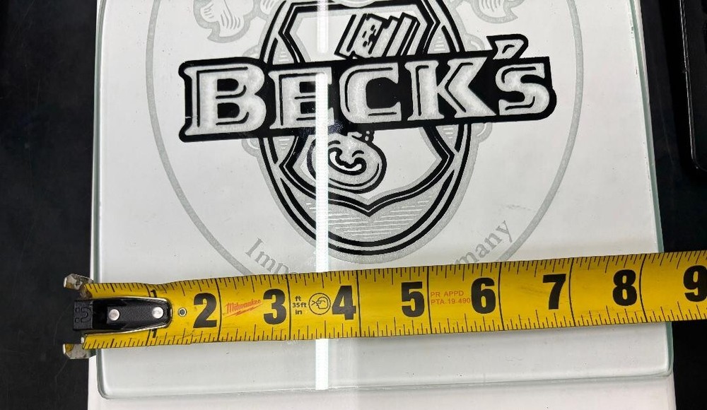 WOW!!! BECKS BEER - VINTAGE LIGHTED DIGITAL CLOCK