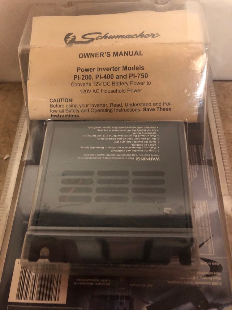 D/C to A/C voltage convertor