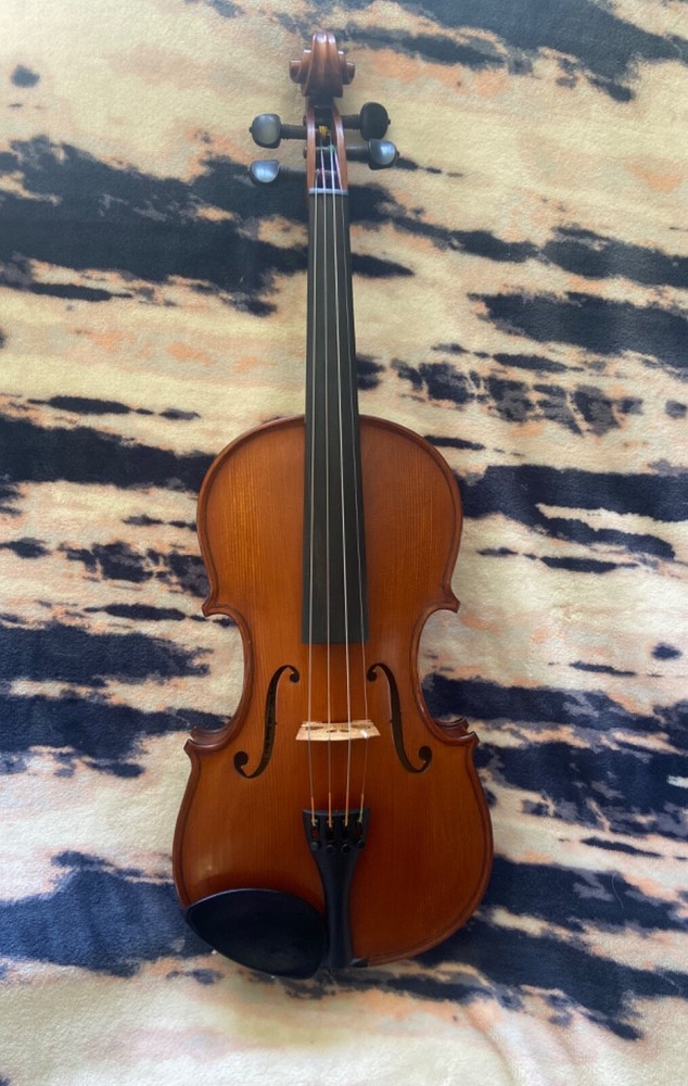 Mathias Thoma model 55-44 violin