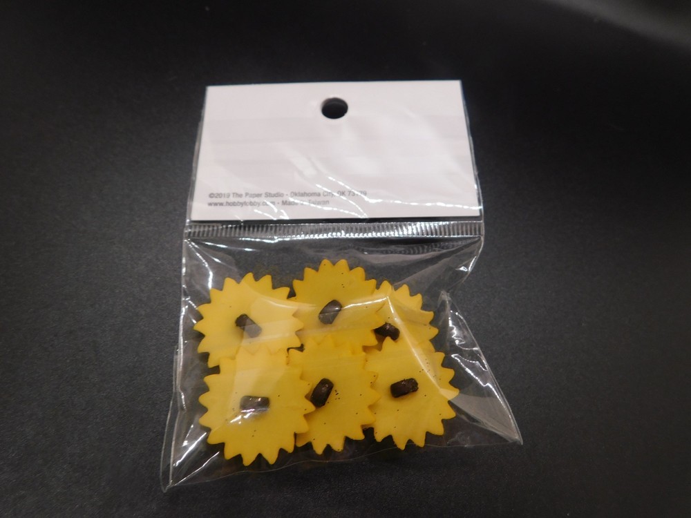 The paper studio Sunflower shank back buttons 6pc