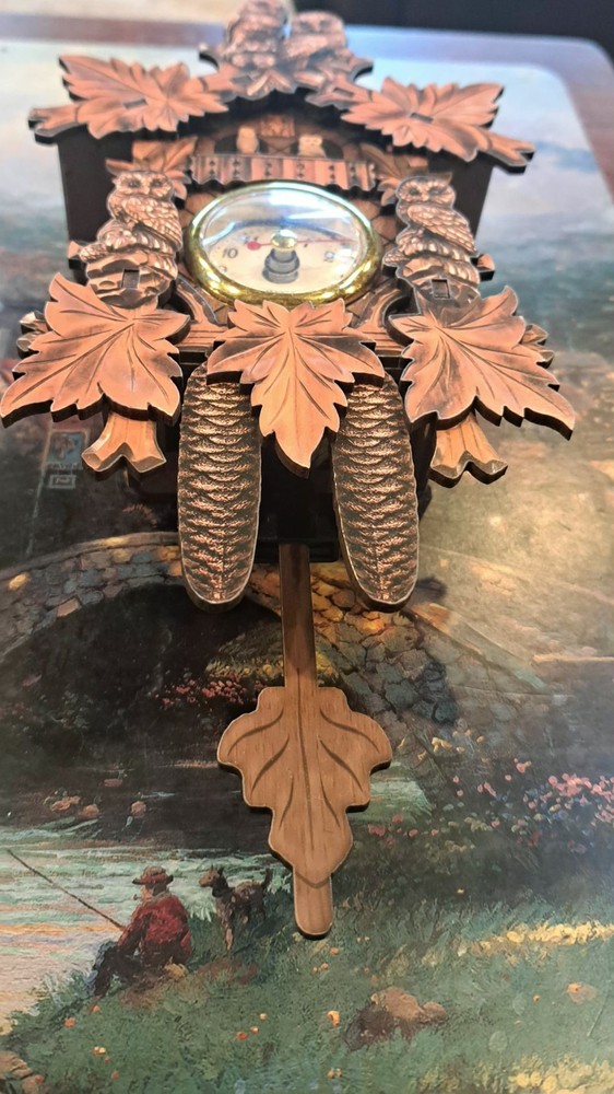 Cookcoo clock , Bird, Antique styling , battery operated