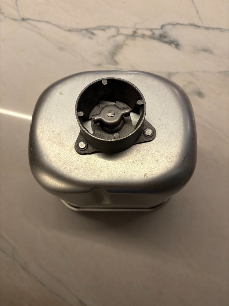 Sunbeam Model 5891 Bread maker Pan replacement w/ Paddle attachment