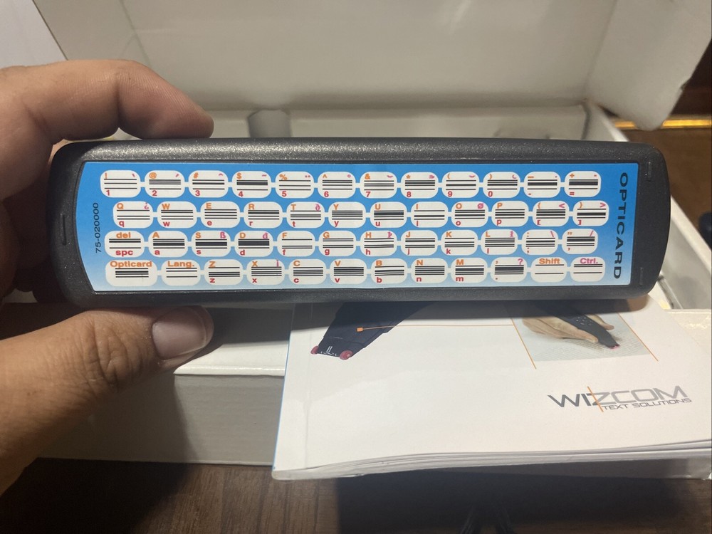 Wizcom READING PEN 2 Portable Personal Reading Assistant & Case Read description