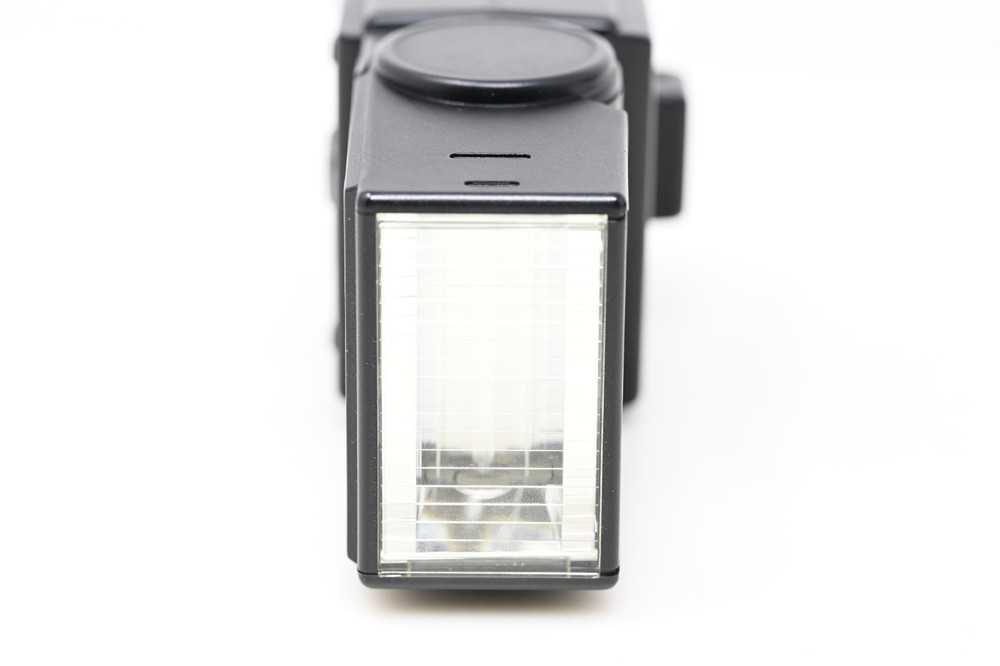 Minolta Auto 320X Flash #B138