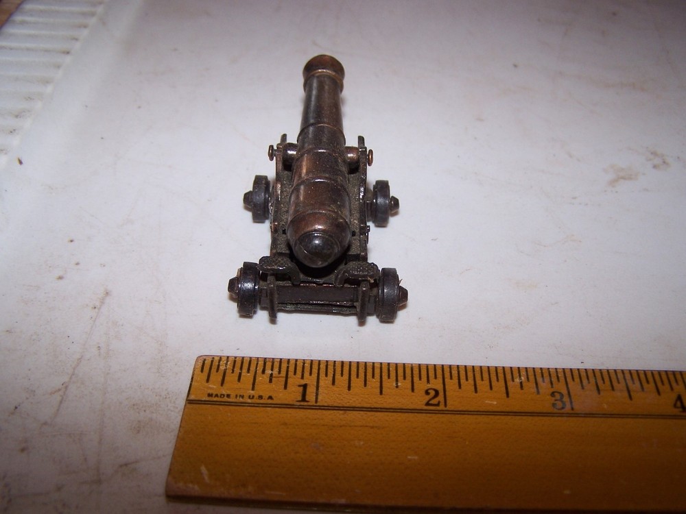 Vintage Metal CANNON PENCIL SHARPENER