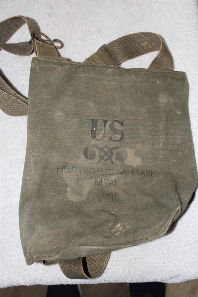US Army M9A1 chemical mask pouch