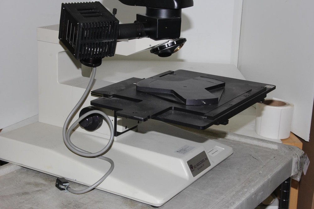 M2 ASSOCIATES INC. PROBE STATION with Olympus Microscope Head