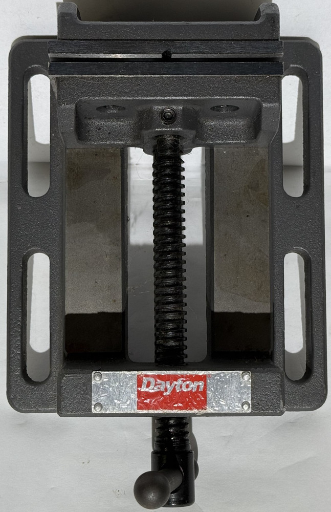 Dayton Machine Vise Fixed Base 4''