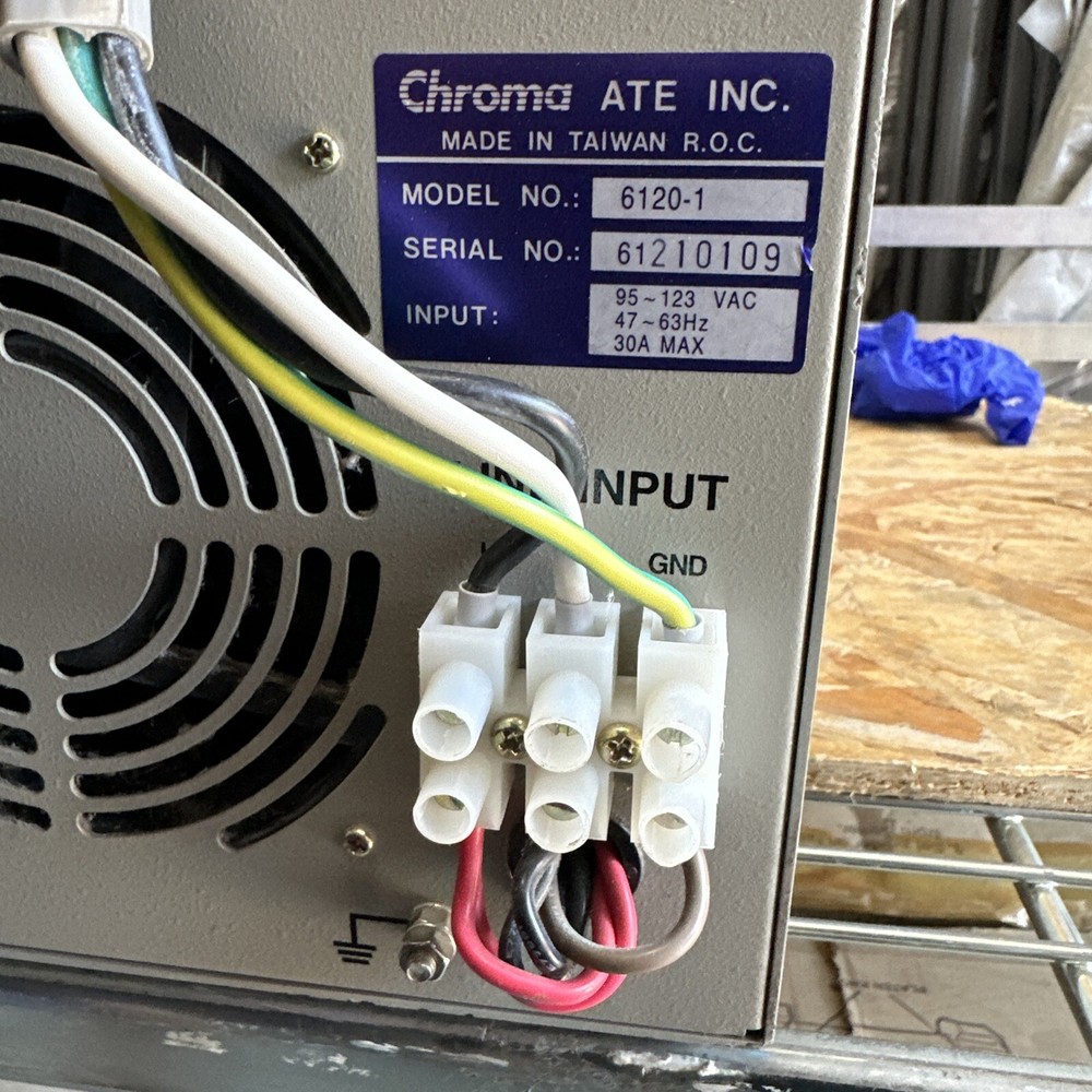 Chroma 6120 Programable AC Source Model 6120