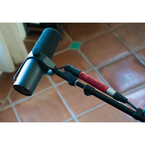 SE Electronics DM1-MIC-PRE-U Dynamite Active Inline Microphone Preamplifier DM1