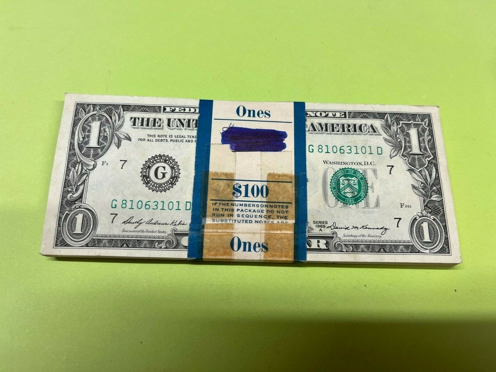 1-1969 One Dollar ($1) Bill Uncirculated Consecutive Sequential SERIAL NUMBER