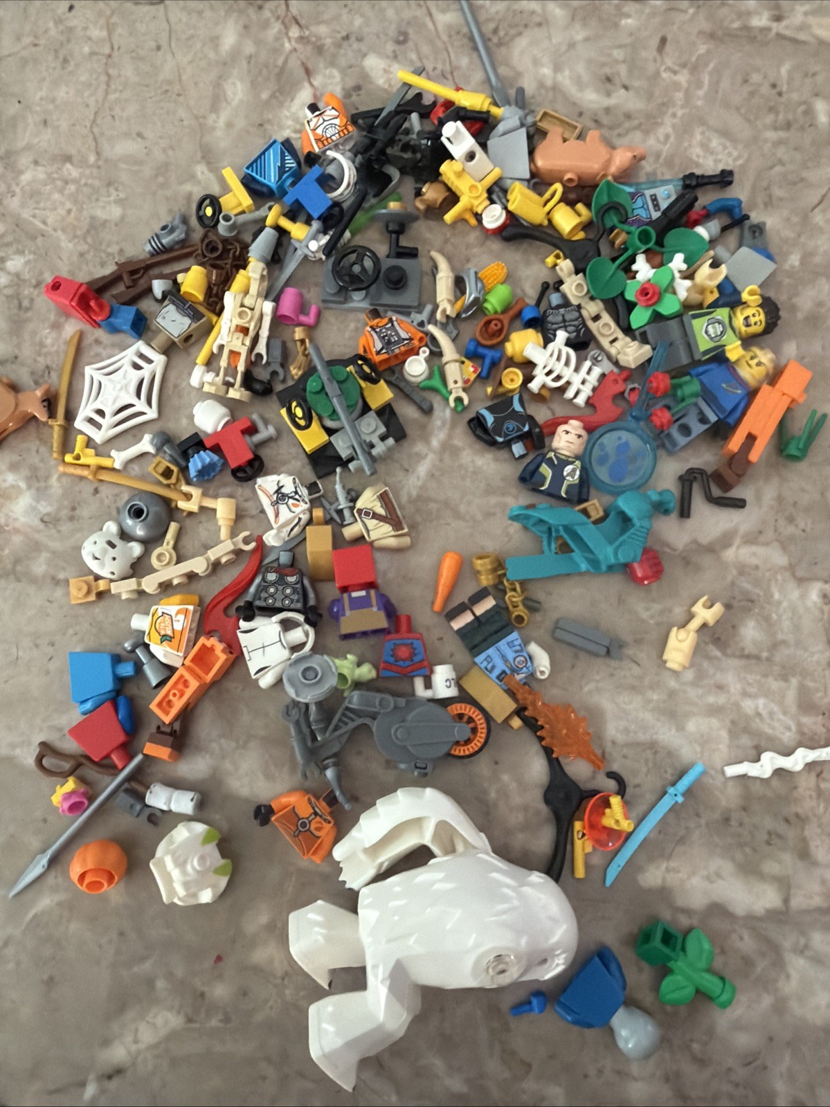 Huge LEGO Minifigure Lot Of Over 95 Figures Etc Assorted Original Lego 👍