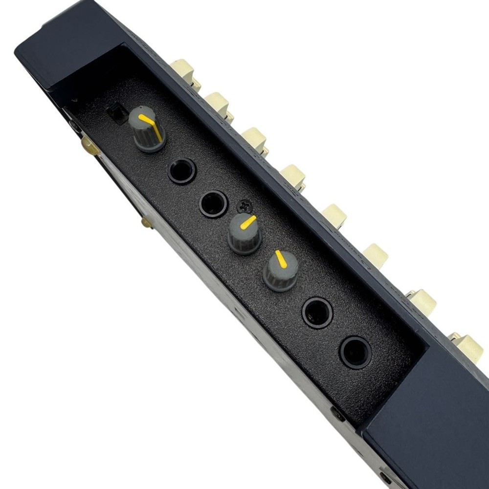 KORG D8 Digital MTR Multi-Track Recorder