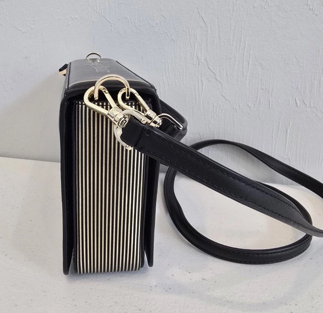 NEW Kate Spade Disney Beauty and the Beast 3D Book Crossbody Black Multi NWT