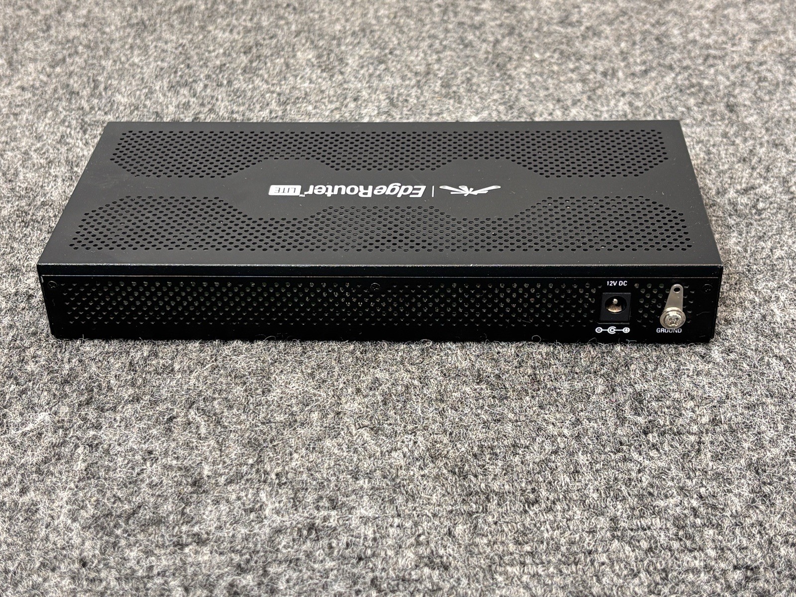 Ubiquiti Networks Edge Router Lite 3 with power supply