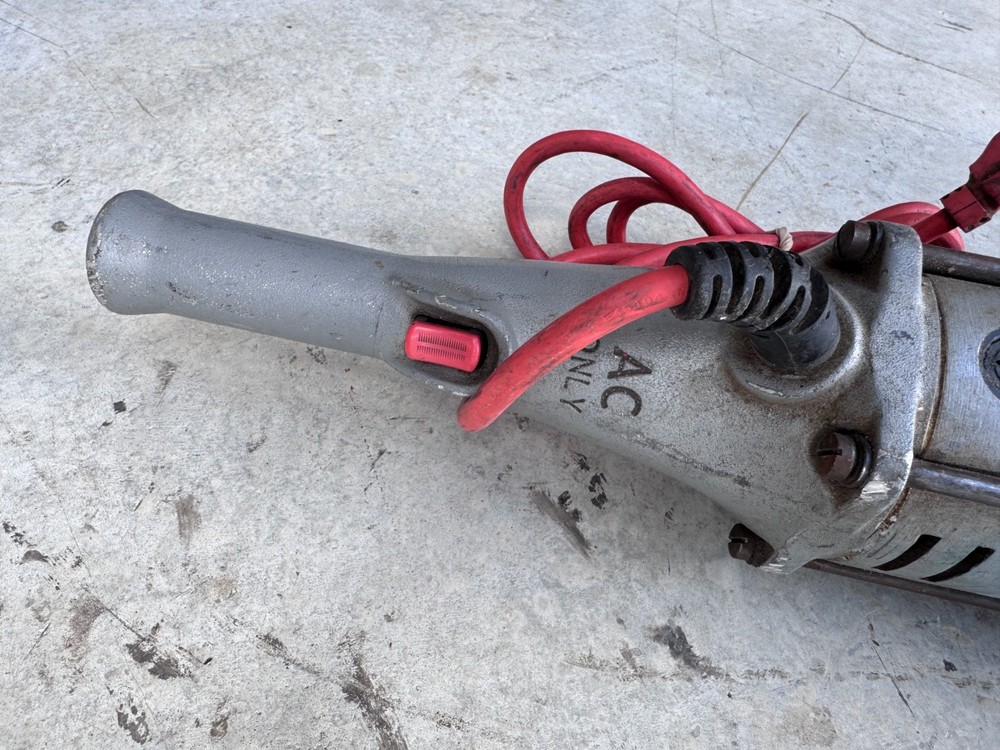 Ridgid 700-T2 Power Drive Pipe Threader Electric Handheld Threading Machine