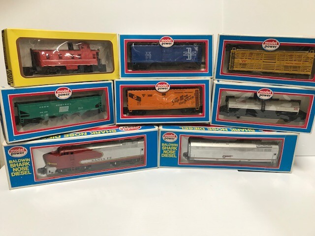 Used Model Power 8 Piece HO Train Set with Track & Power Controller