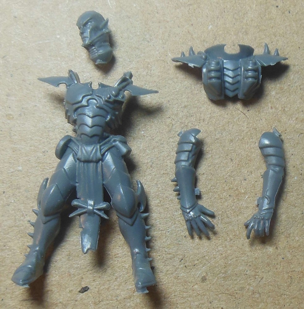 Warhammer 40K Drukhari Dark Eldar - Raider Crew Steersman (b) Bits Bitz Kitbash