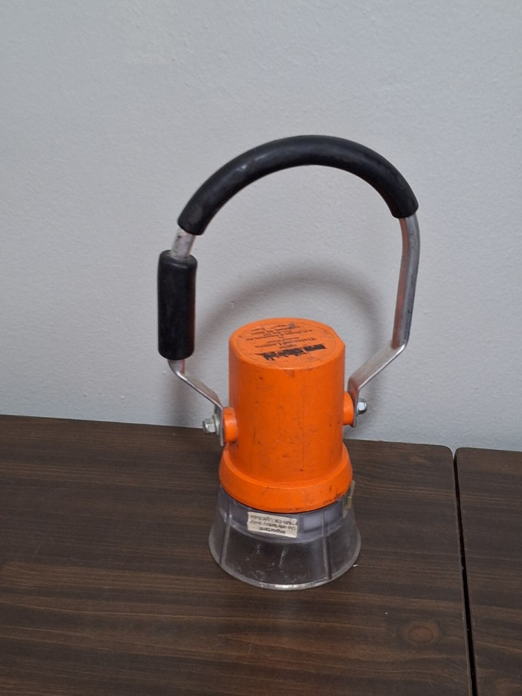 AG Design & Associates 992AG Trainman Lantern. Untested