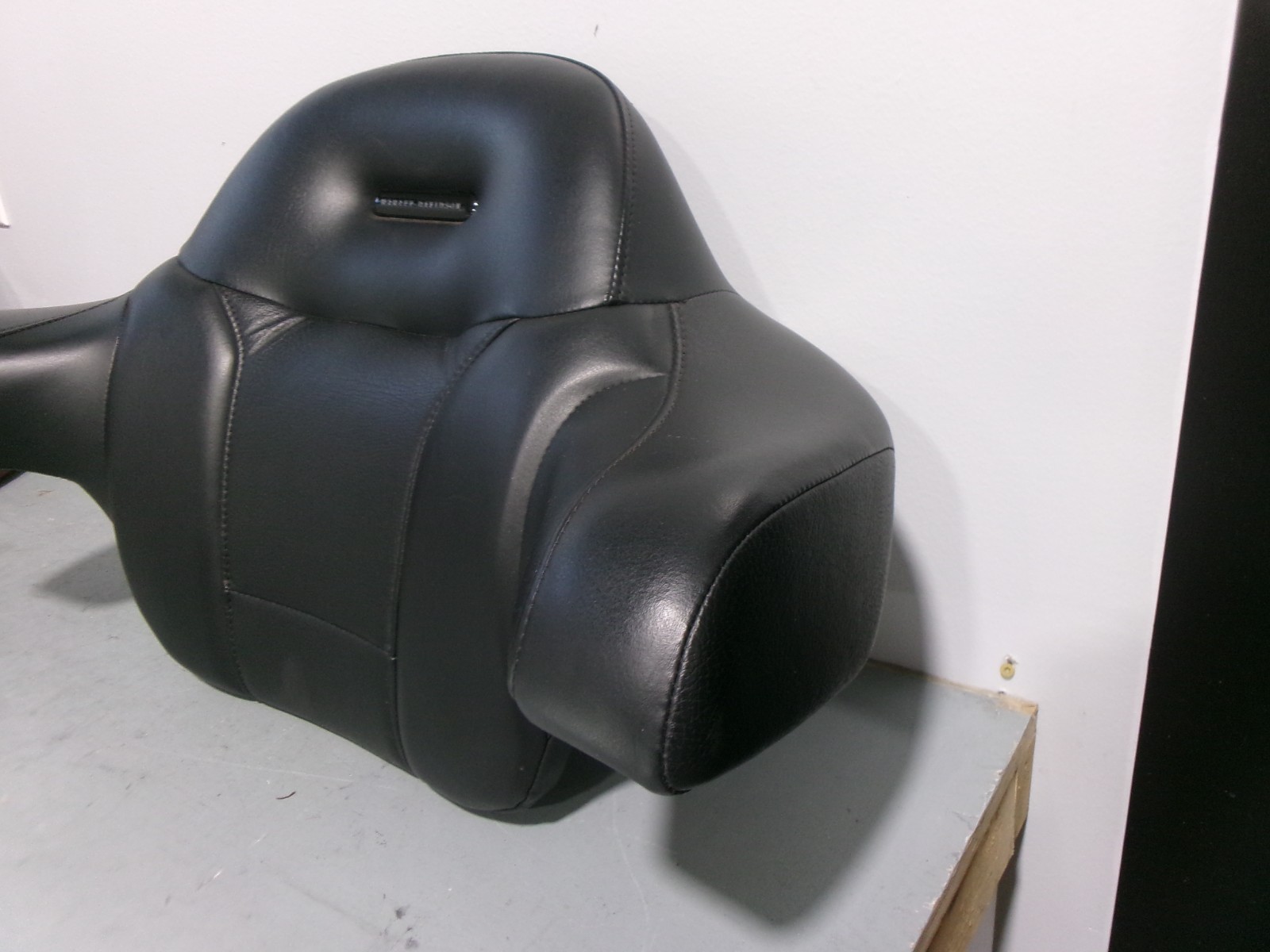 2015 Harley Davidson CVO Electra Glide King Tour Pak Pad, Used, PN-52300225