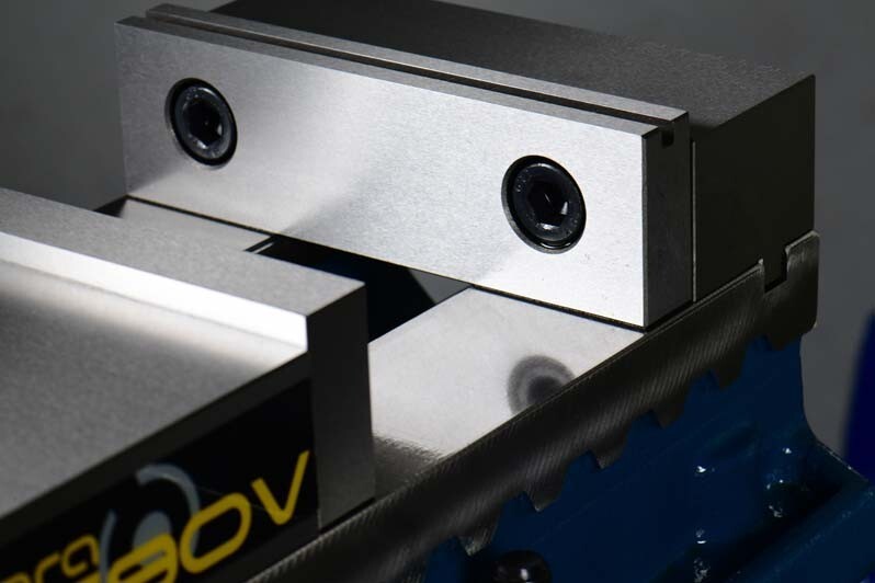 TEGARA 6 690V CNC Premium Milling Vise .0004 D688 NEW! R[