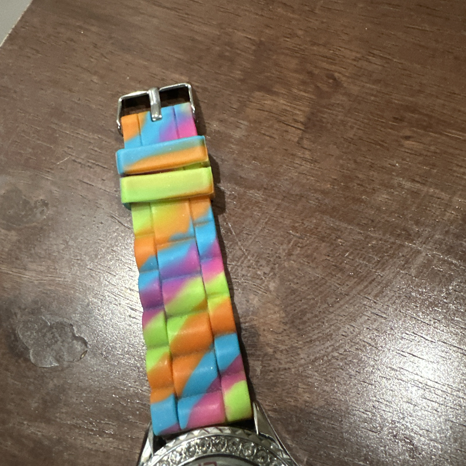 Working 38mm Golden Classic Multicolor Silicone Watch Quartz Crystals Bezel Face