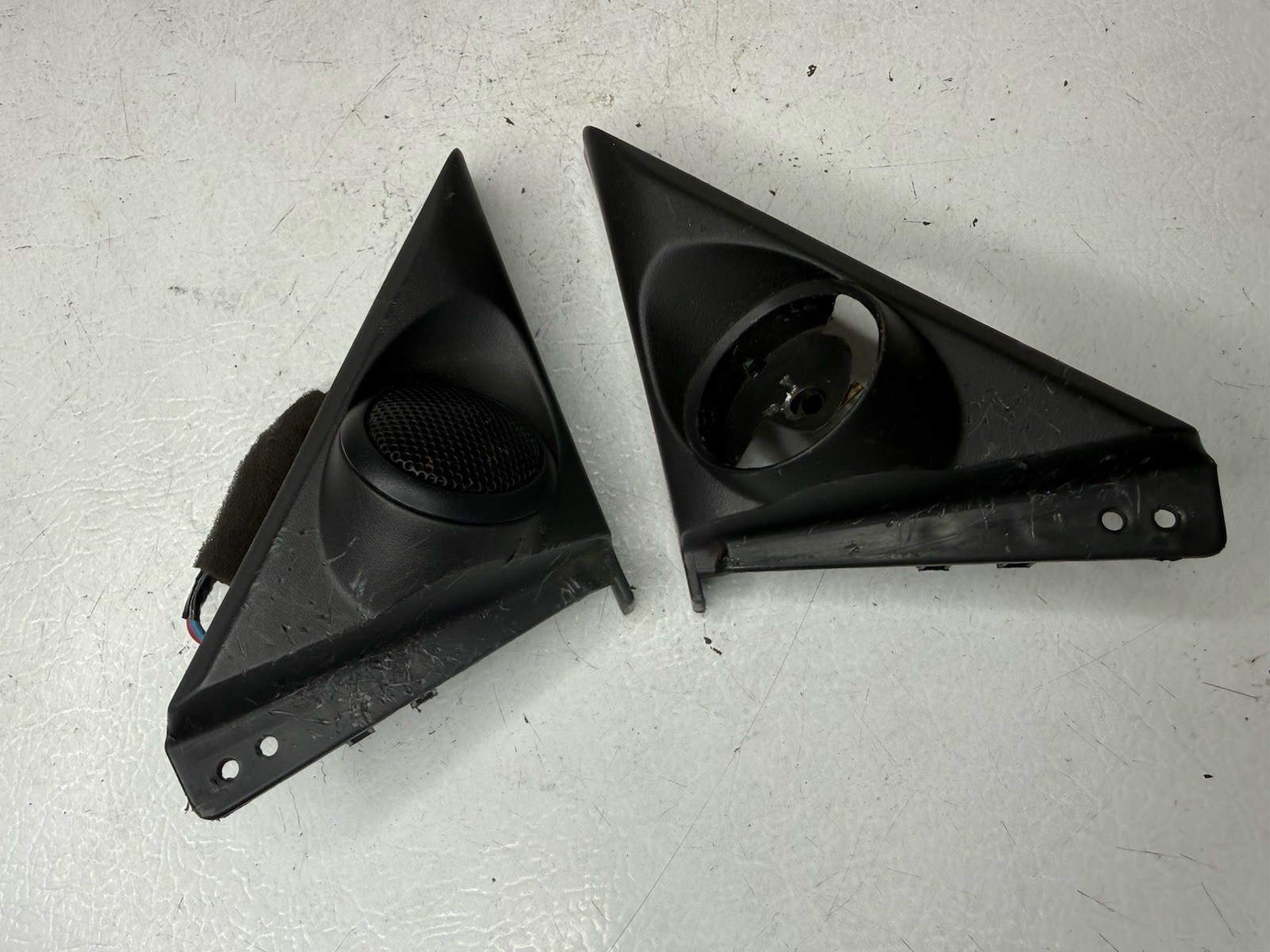 96 97 98 99 00 Civic EK 2dr OEM *READ* door LF/RT mirror trim tweeter SET