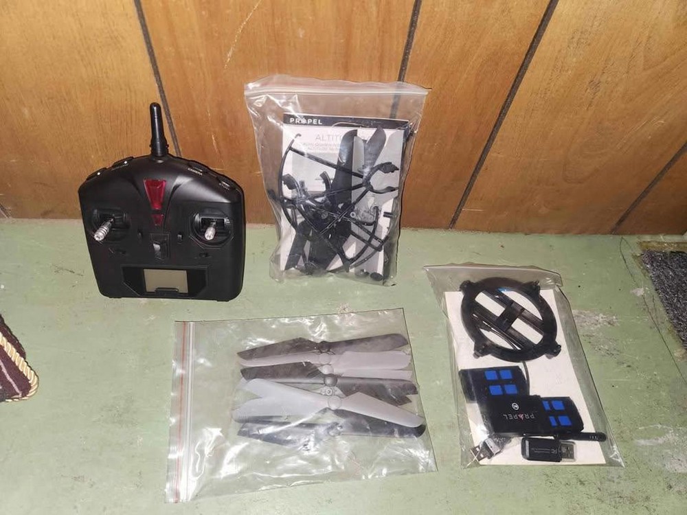 Altitude 2.0 2.4Ghz Quadcopter Drone Accessory Bundle | Remote - Blades